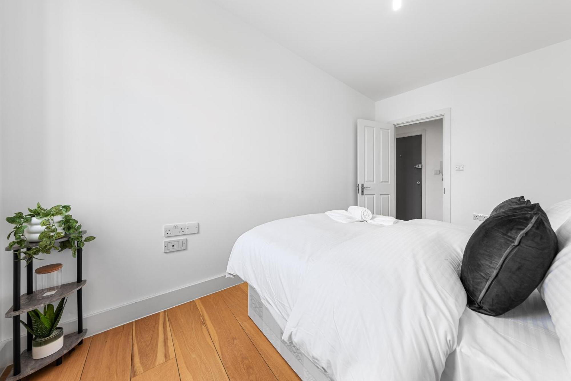 Modern Flat In Stockwell, 10 Mins From Oxford Circus Lägenhet London Exteriör bild