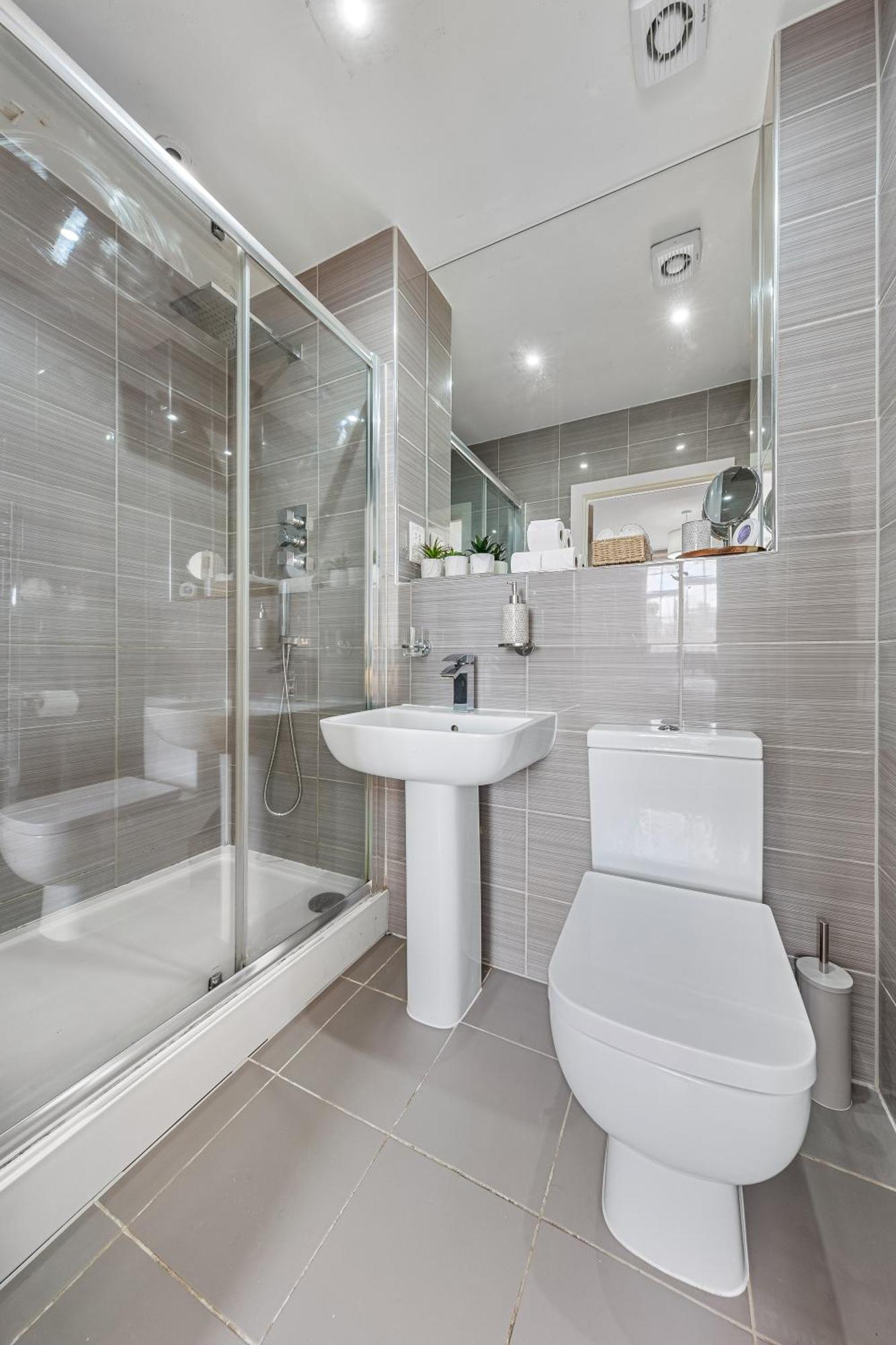 Modern Flat In Stockwell, 10 Mins From Oxford Circus Lägenhet London Exteriör bild